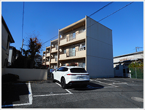 ファミール赤川